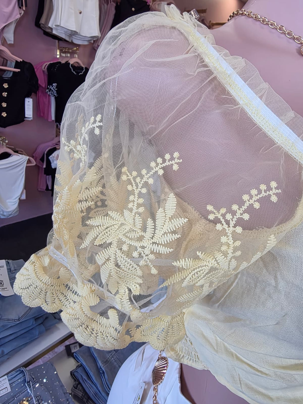Sandy crop top