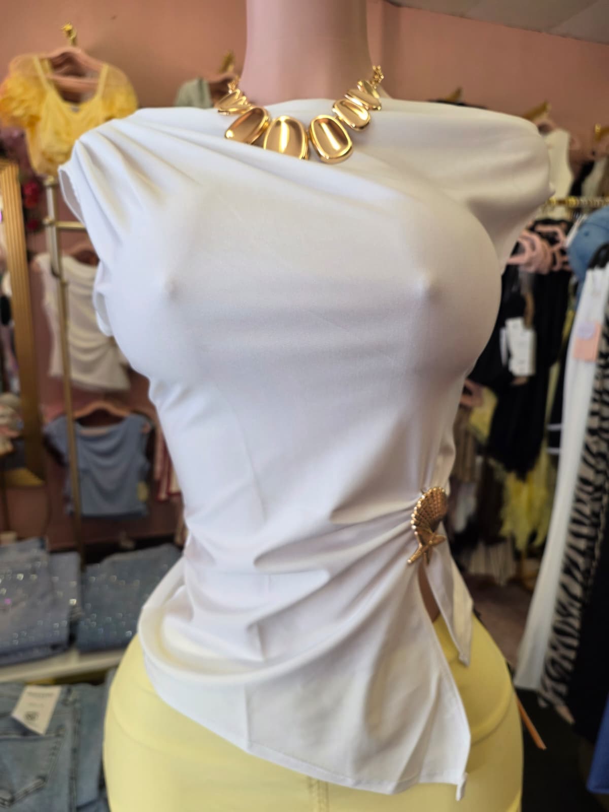 Ariel top